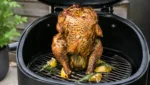 Smoker Beer Can Chicken mit Zitronen und Rosmarin
